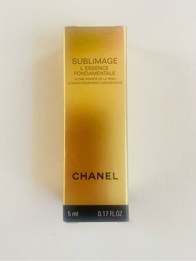 CHANEL Sublimage L'Essence Fondamentale - Gold